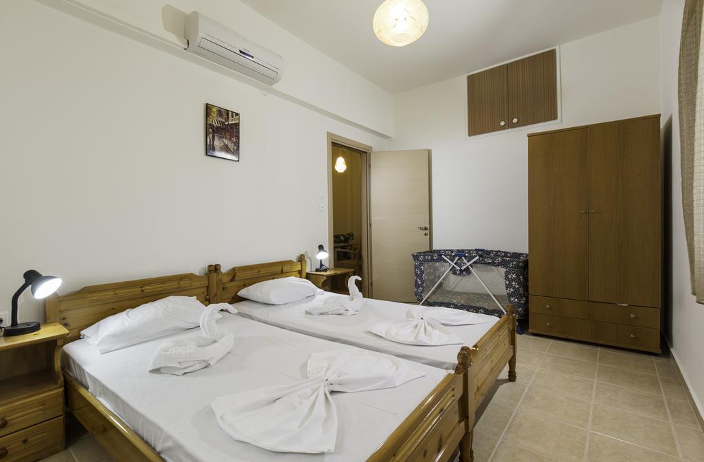 Georgias Apartments Haraki Extérieur photo