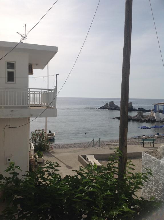 Georgias Apartments Haraki Chambre photo