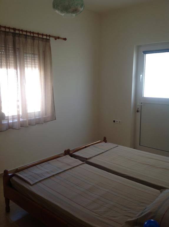 Georgias Apartments Haraki Extérieur photo