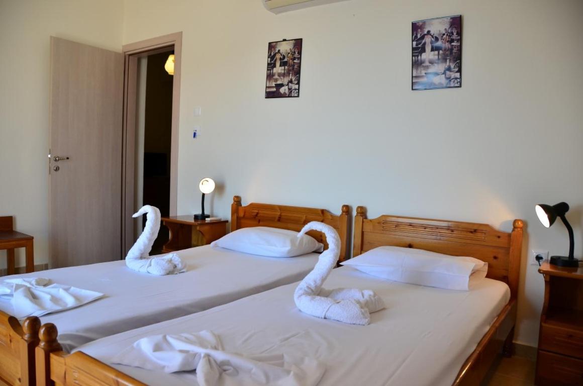 Georgias Apartments Haraki Chambre photo